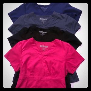 4 Grey’s Anatomy Scrub Tops Sz Sm